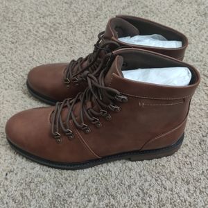 🔥Express Combat Boots🔥‼️OPEN TO OFFERS‼️